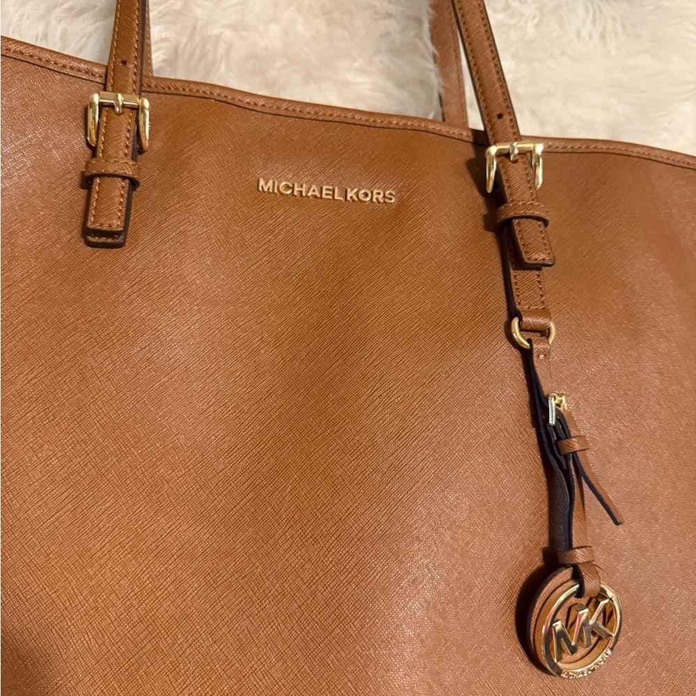 Michael Kors Tan Leather Tote with Gold Charm - Picture 4 of 7